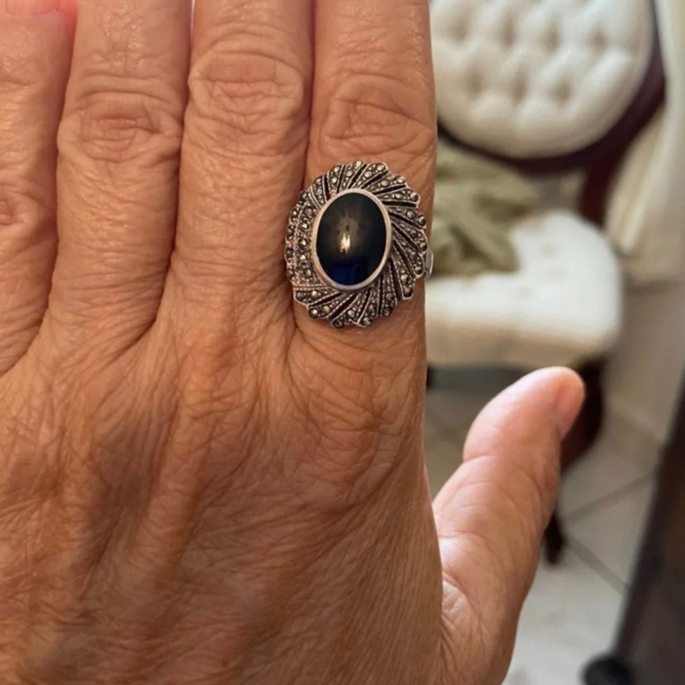 Ónix and Marcasite women’s ring size 8